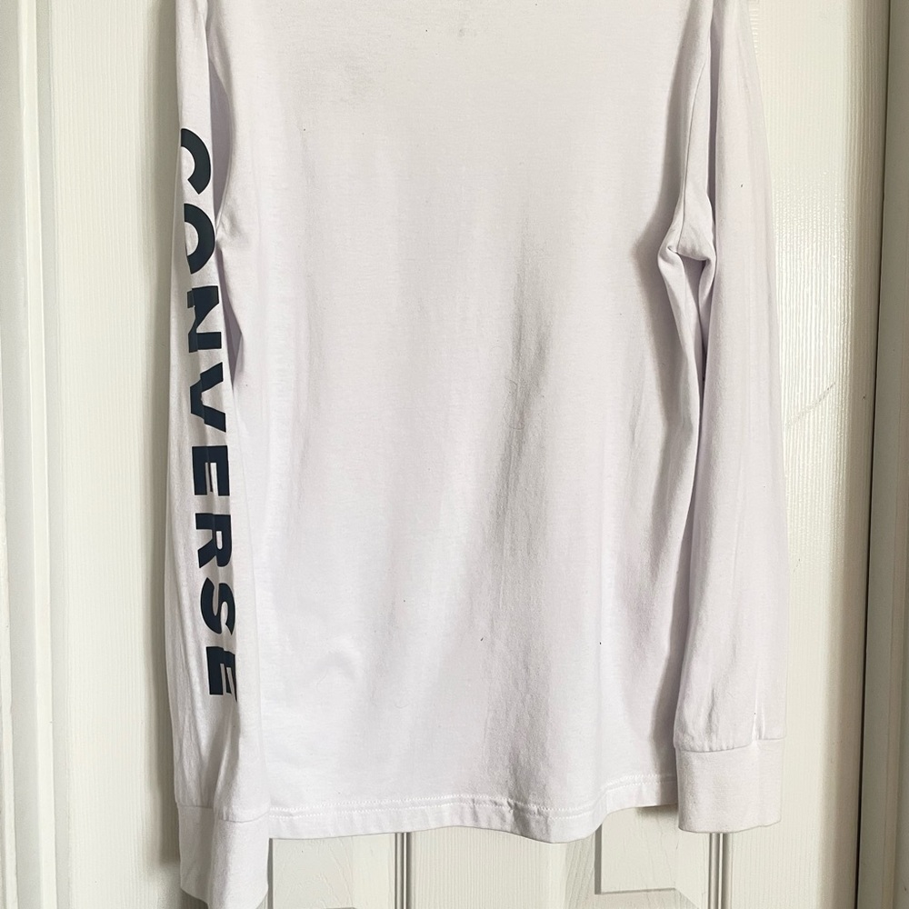 Kids Converse Chuck Taylor All Stars, White Sleeve Tee, size L ( 12/13 yrs)